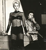 thumbnail link to original 1973 press photograph David and Angie Bowie by Terry O'Neill.